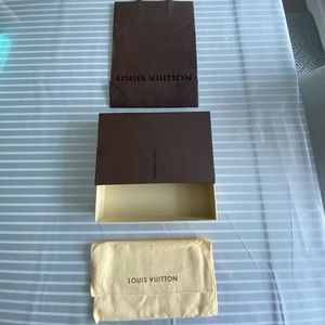LOUIS VITTON - GIft bag, box and dust bag